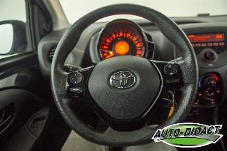 Toyota Aygo 1.0 VVT-i 109.047 km NAP Airco x-fun picture 5