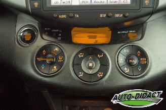 Toyota Rav-4 2.0 VVTi Clima Navi Executive Business picture 8