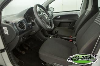 Volkswagen Up! 1.0 Airco 45.042 km picture 19