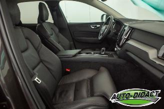 Volvo Xc-60 2.0 B5 Automaat Digi Dash Camera Leder Inscription picture 22