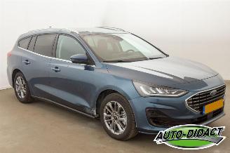 Ford Focus 1.0 EcoBoost Hybrid Automaat 29.741 km NAP NaviTitanium picture 2
