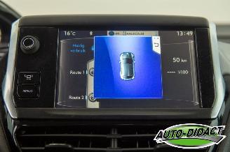 Peugeot 208 1.2 VTi Clima Navi Envy picture 9