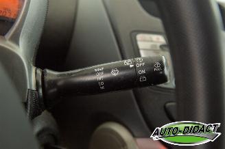 Peugeot 107 1.0-12V Airco Millesim picture 13