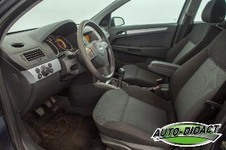 Opel Astra 1.6 Airco Edition picture 22