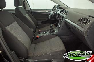 Volkswagen Golf 1.6 TDI Clima Navi Trendline picture 21