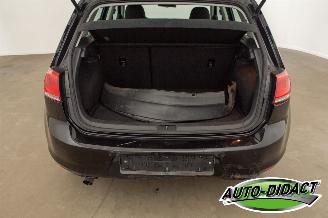 Volkswagen Golf 1.6 TDI Clima Navi Trendline picture 37