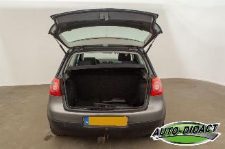 Volkswagen Golf 2.0 FSI Clima Sportline picture 32