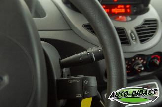 Renault Twingo 1.2-16V Airco Dynamique picture 13