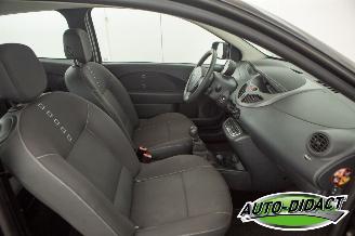 Renault Twingo 1.2-16V Airco Dynamique picture 17
