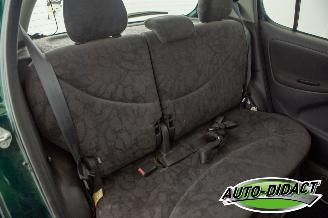 Toyota Yaris 1.3-16V Automaat VVT-i Sol picture 17