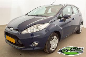Schadeauto Ford Fiesta 1.25 Clima Titanium 2009/8