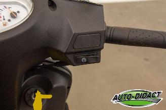 Sym Fiddle II 18.767 km picture 7