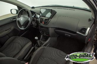 Peugeot 206+ 1.4 XS Airco picture 16