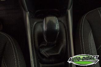 Peugeot 2008 1.2 Access Clima Navi picture 11