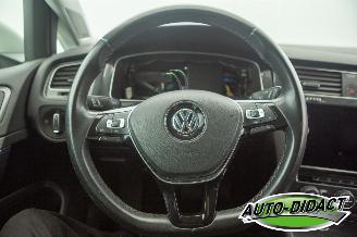 Volkswagen e-Golf 36 kWh Automaat Leder Clima picture 5