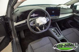 Volkswagen Golf 1.5 eTSI Automaat 34.921 km NAP Camera Life Edition picture 21