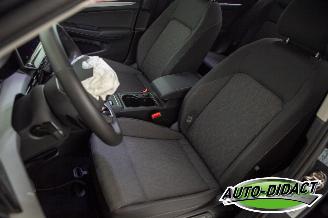 Volkswagen Golf 1.5 eTSI Automaat 34.921 km NAP Camera Life Edition picture 23