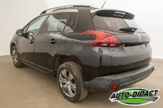 Peugeot 2008 1.2 Access Clima Navi picture 3