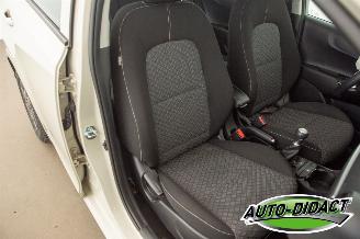 Kia Picanto 1.0 Digi Dash Navi Camera Airco picture 21