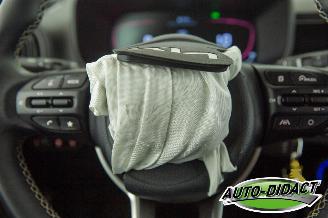 Kia Picanto 1.0 Digi Dash Navi Camera Airco picture 28