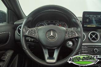 Mercedes A-klasse A180 Automaat Elek Dak Navi Camera Ambition picture 5
