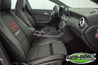 Mercedes A-klasse A180 Automaat Elek Dak Navi Camera Ambition picture 22