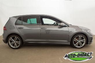 Volkswagen Golf 1.6 TDI Automaat Clima Leder Highline Business R picture 33