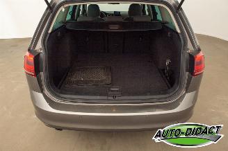 Volkswagen Golf 1.6 TDI Automaat Navi Clima Highline picture 38