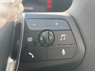 BMW iX1 xDrive30 Automaat 18.900 km 200 kW picture 14