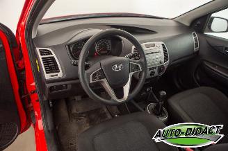 Hyundai I-20 1.2i ActiveVersion picture 21