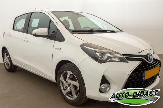 Toyota Yaris 1.5 Hybrid Automaat Clima picture 2