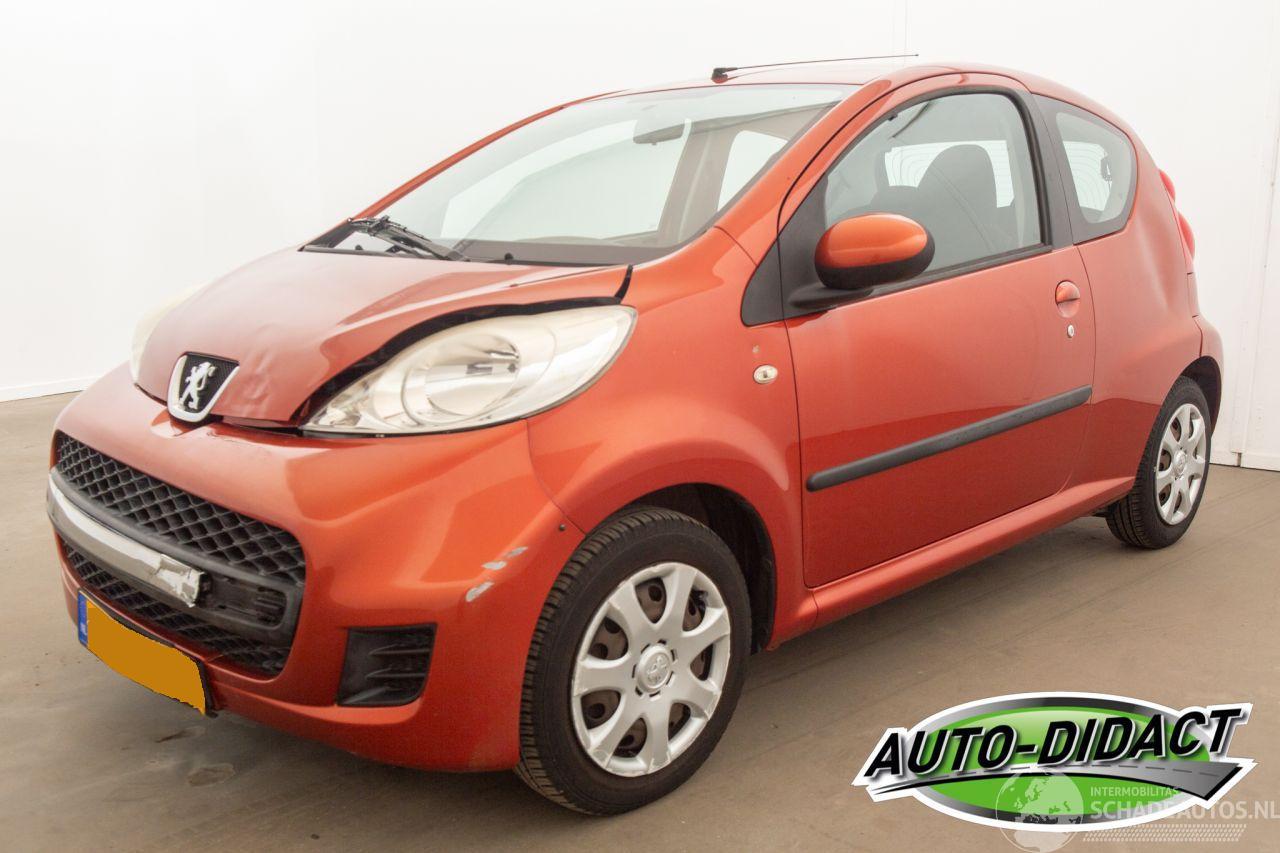Peugeot 107 1.0-12V Airco 30.711 km NAP Sublime