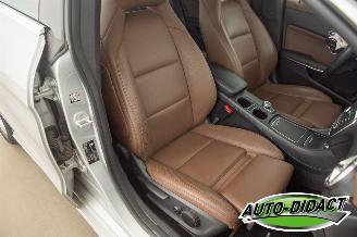Mercedes Cla-klasse 200d Automaat Clima Navi Leder CARPAS picture 22