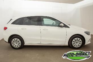 Mercedes B-klasse 200d Automaat Clima Camera MOTORSCHADE picture 41