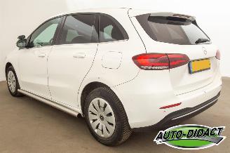 Mercedes B-klasse 200d Automaat Clima Camera MOTORSCHADE picture 3