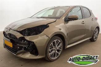 Coche accidentado Toyota Yaris 1.5 Hybrid Automaat Clima Navi Camera 130 Executive 2024/5