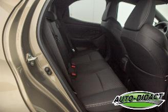 Toyota Yaris 1.5 Hybrid Automaat Clima Navi Camera 130 Executive picture 24