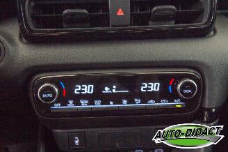 Toyota Yaris 1.5 Hybrid Automaat Clima Navi Camera 130 Executive picture 10