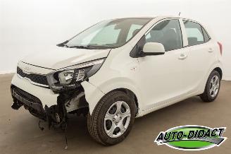Damaged car Kia Picanto 1.0 DPi Airco ComfortLine 2022/11