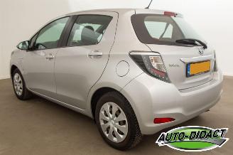 Toyota Yaris 1.5 Full Hybrid Automaat Navi Camera picture 3