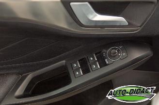 Ford Focus 1.0 EcoBoost Automaat Clima Navi Camera Titanium X Business picture 14