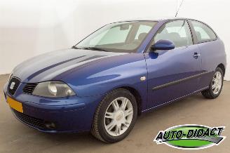 Vaurioauto  passenger cars Seat Ibiza 1.4-16V Airco Reference 2005/8