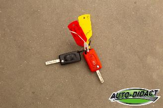 Peugeot 3008 1.6 THP Automaat Clima Pano MOTORSCHADE GT picture 27