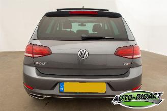 Volkswagen Golf 1.4 TSI Navi Pano Digi Dash Clima Highline picture 39