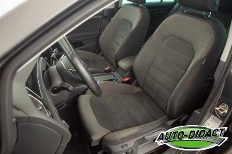 Volkswagen Golf 1.4 TSI Navi Pano Digi Dash Clima Highline picture 27