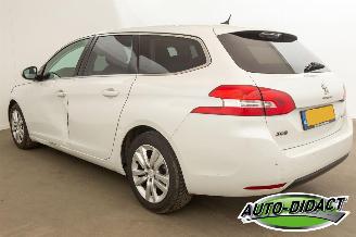 Peugeot 308 1.6 BlueHDI Pano Clima Navi Blue Lease Limited picture 3