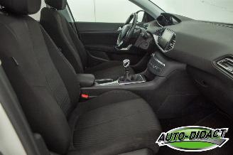 Peugeot 308 1.6 BlueHDI Pano Clima Navi Blue Lease Limited picture 20