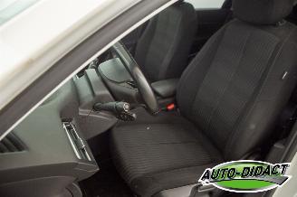 Peugeot 308 1.6 BlueHDI Pano Clima Navi Blue Lease Limited picture 26