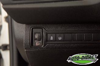 Peugeot 308 1.6 BlueHDI Pano Clima Navi Blue Lease Limited picture 13