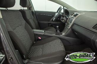 Toyota Avensis 1.8 VVTi Clima Navi Camera Business picture 21